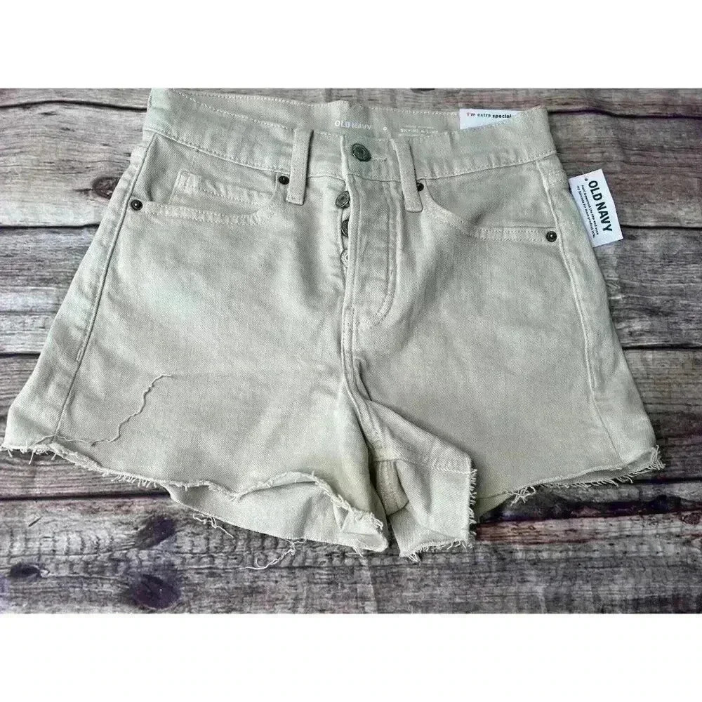 Old Navy High Rise Ski-HI A-Line Cutoff Denim Jean Shorts Ivory Size 0 NEW. 55